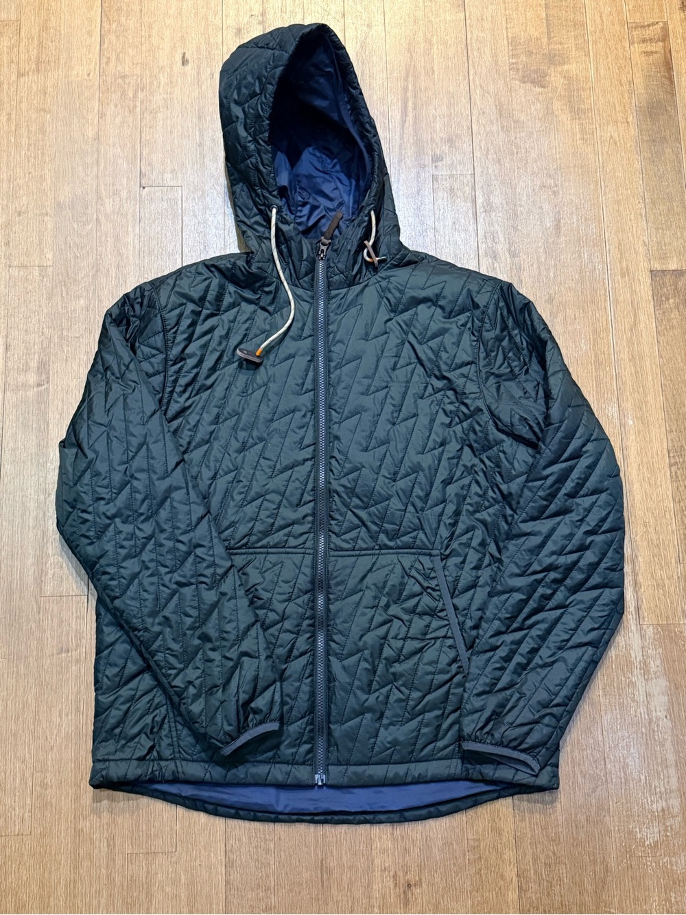 Howler Brothers - VOLTAGE Quilted Hooded Puffer Jacket - NWOT ($225)